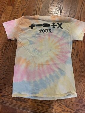 Ed Sheeran Mathematics Tour Tie‎ Dye Butterfly Graphic T-Shirt Pastel Small